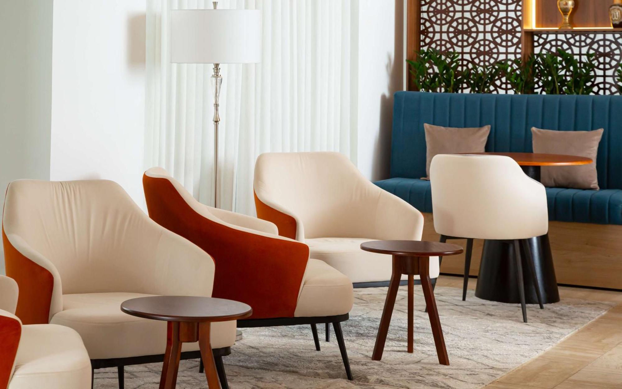 Hotel Doubletree By Hilton Chimkent Extérieur photo